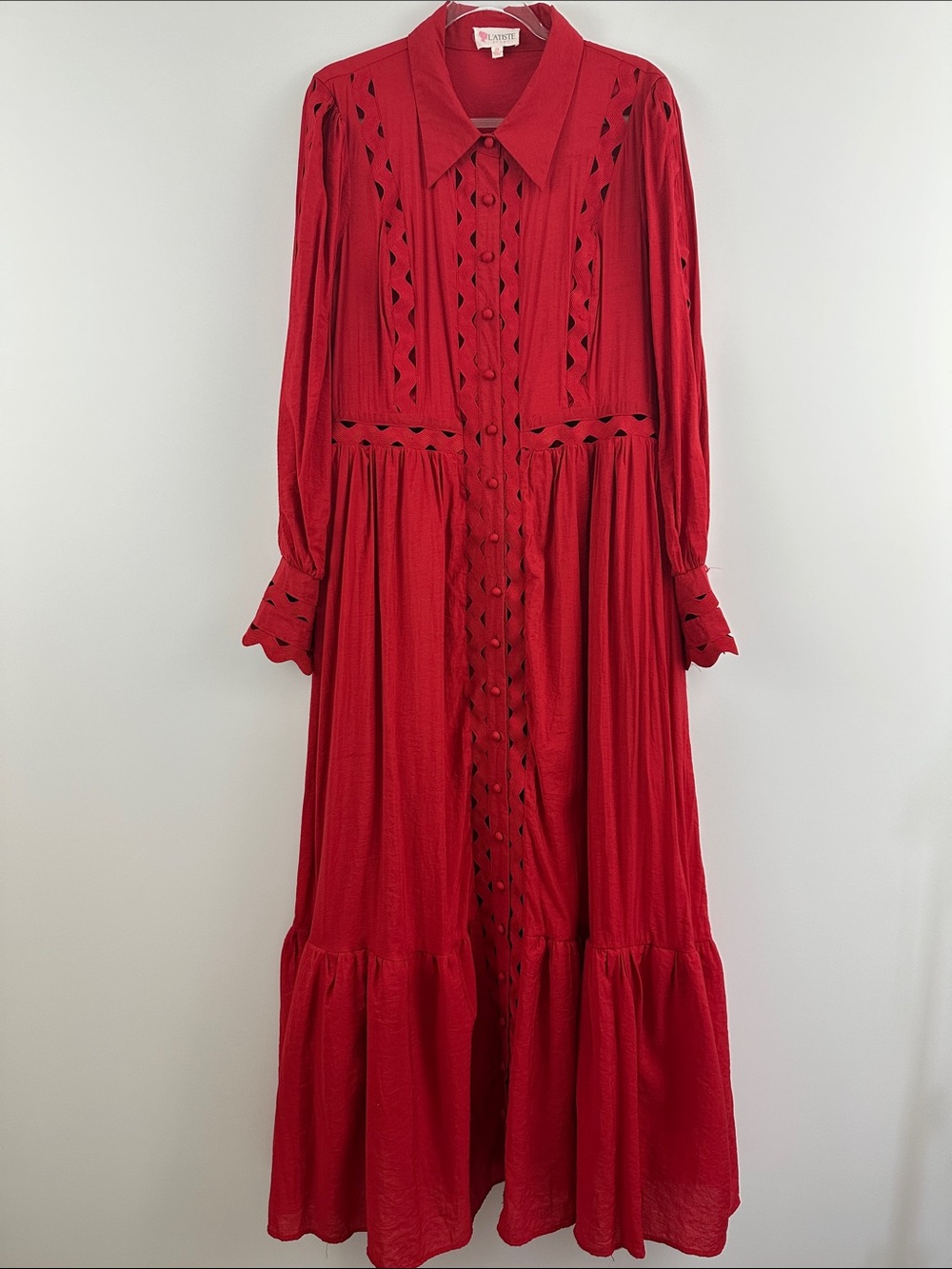 L’ATISTE Red Lace Cutout Maxi Dress 2X Long Sleeve Boho Tiered Button Front - Picture 2 of 9